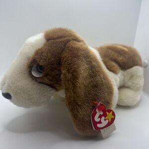 Vintage 1998 Ty Tracker Bassett Hound Dog Beanie Buddy Plush Stuffed Animal